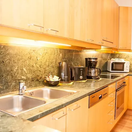 Wenceslas Square Lofts Apartment *