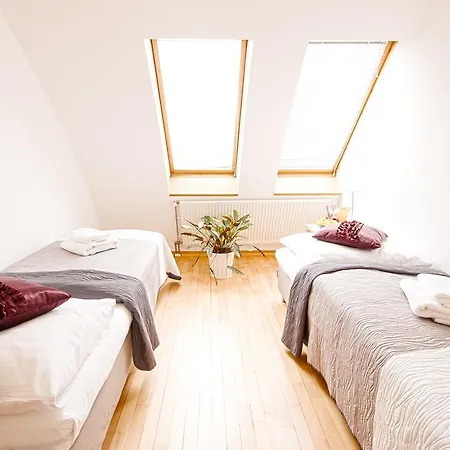 Wenceslas Square Lofts Apartment