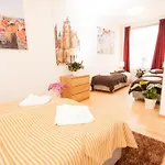 Wenceslas Square Lofts * Praag
